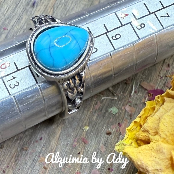 Silver and turquoise ring - Picture 1 of 1